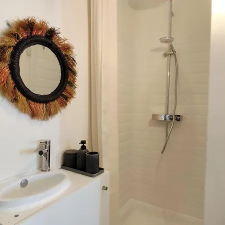 Apartment Near Basilique Saint-michel
